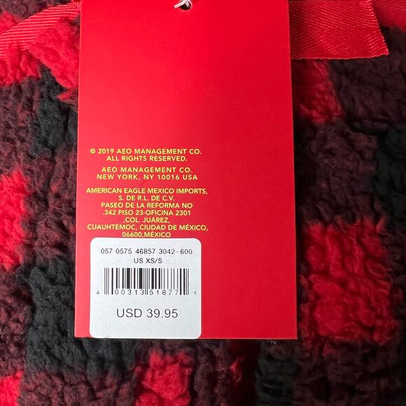 NEW American Eagle Plus Buffalo Plaid Red‎ Black Robe Size XS/S in Packaing - Picture 3 of 6